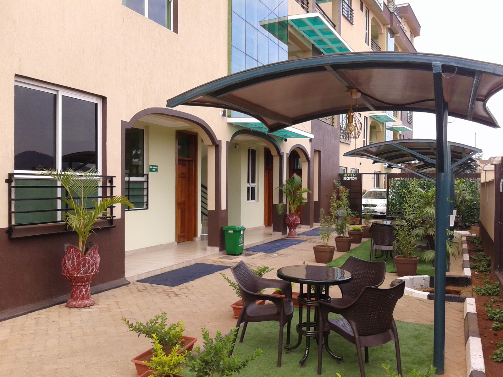 Fort Hotel